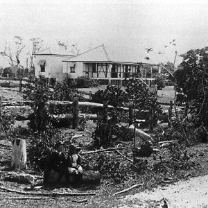Sea Glint, the first private holiday residence at Surfers Paradise, circa 1885. Photographer unknown