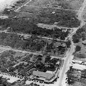 Aerial view of Surfers Paradise in 1932, showing Sea Glint on the middle right. Photographer unknown