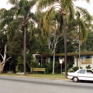Burleigh Heads Library, early 1990s. Photographer unknown
