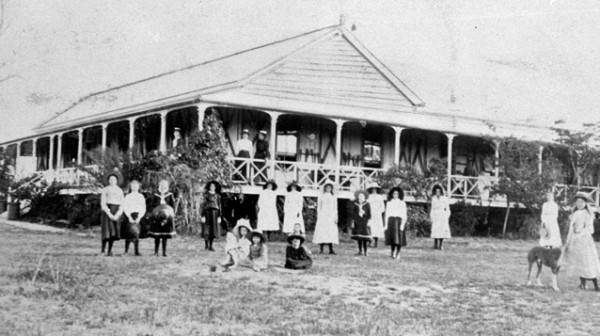 Goy-te-lea girls school operated by Miss Davenport circa 1906 Photographer unknown LS-LSP-CD775-IMG0003.jpeg