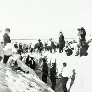 Laying the Pacific Cable at Main Beach, Queensland, 1902 Photographer unknown