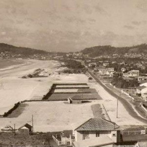 North Burleigh beach and camping area showing restoration after sand mining, Miami, Queensland, 1954 Photographer unknown