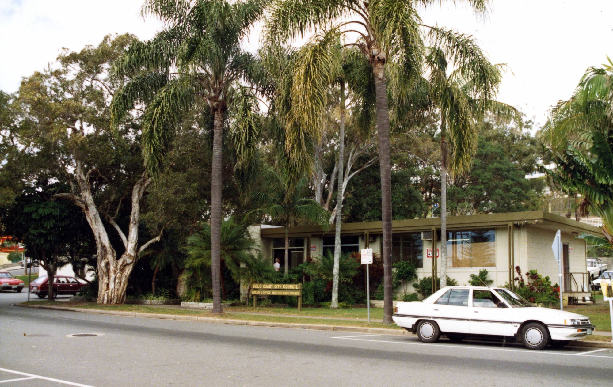 Coomera - Gold Coast City Libraries