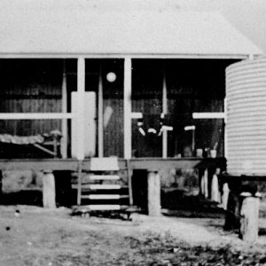 Holiday cottage owned by the Rudd family, Bilinga, 1920. Photographer unidentified